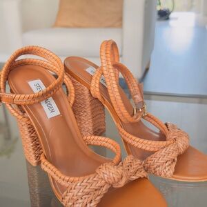 Steve Madden Tan Woven Heels